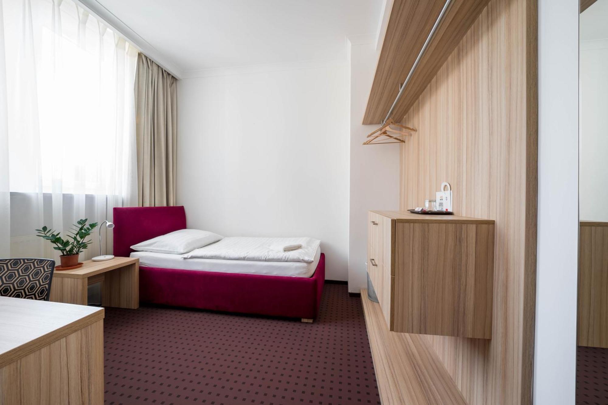 Mini Hotel Akord Ostrava Exterior foto